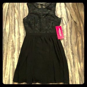 Black prom dress
